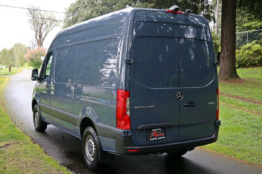 2019 Mercedes-Benz Sprinter Image 5