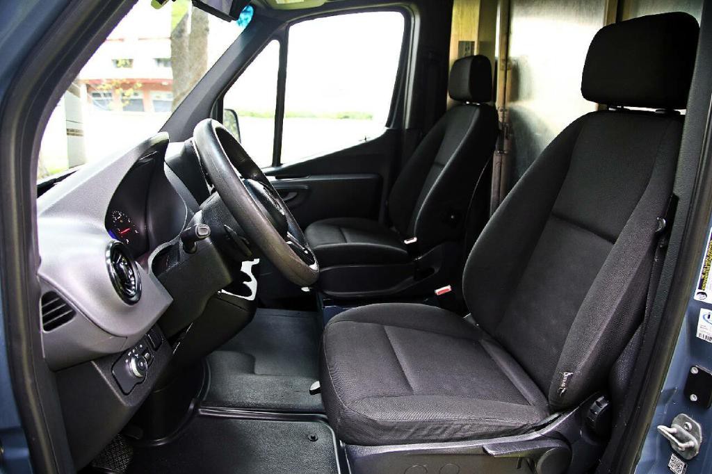 2019 Mercedes-Benz Sprinter Image 14