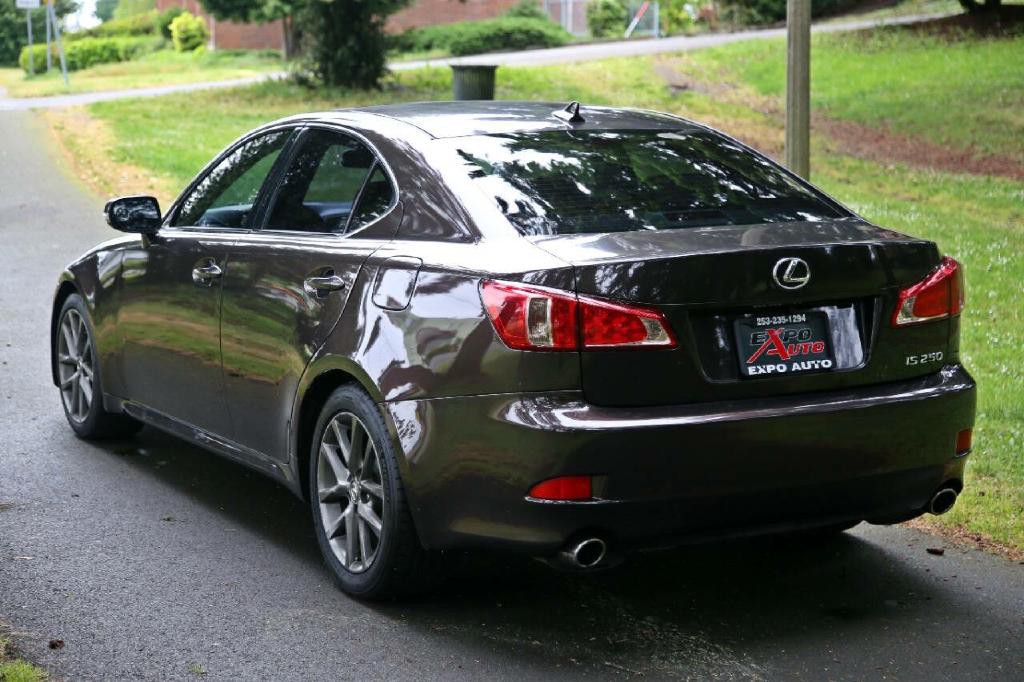 2012 Lexus IS 250 Image 5