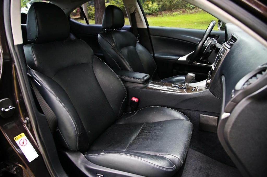 2012 Lexus IS 250 Image 16