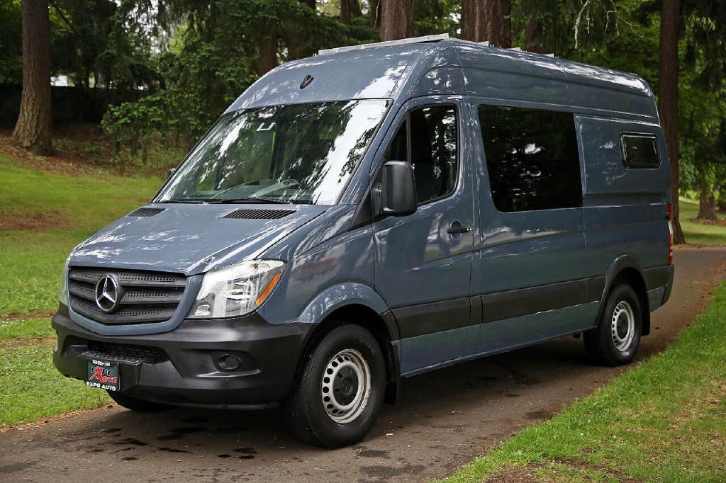 2018 Mercedes-Benz Sprinter Image 2