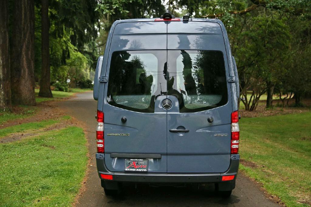 2018 Mercedes-Benz Sprinter Image 7