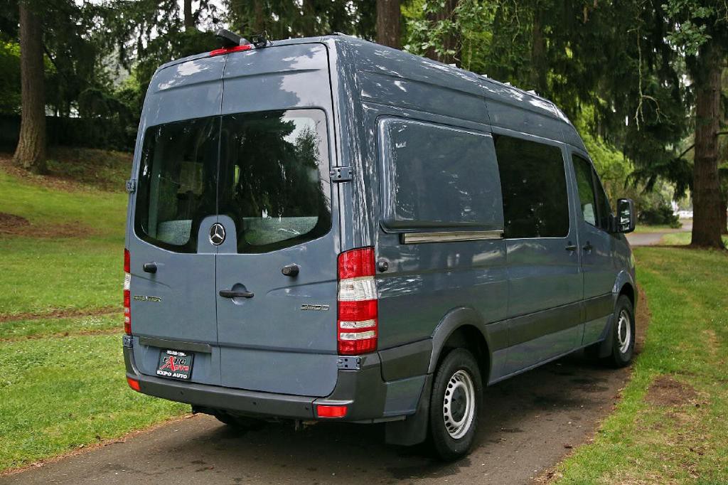 2018 Mercedes-Benz Sprinter Image 8