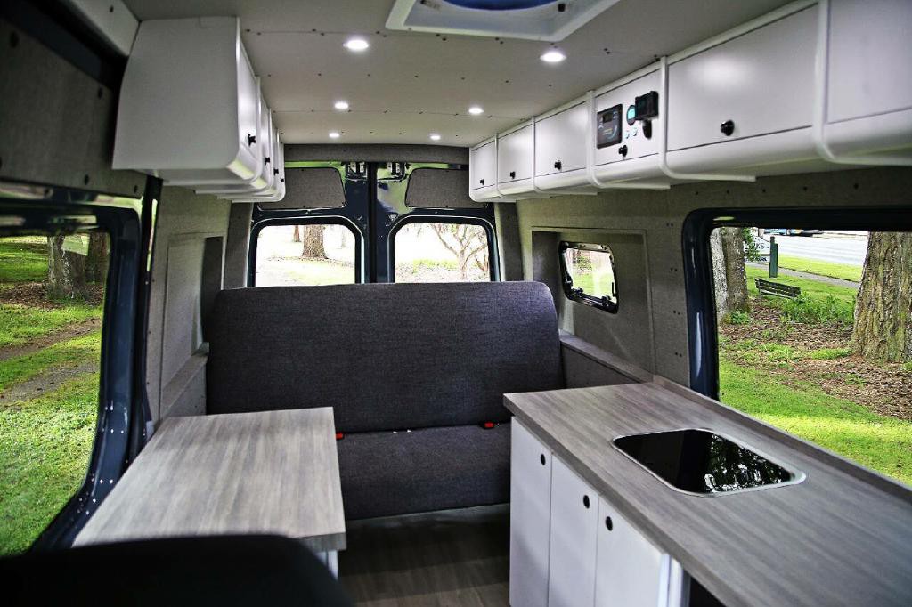 2018 Mercedes-Benz Sprinter Image 21