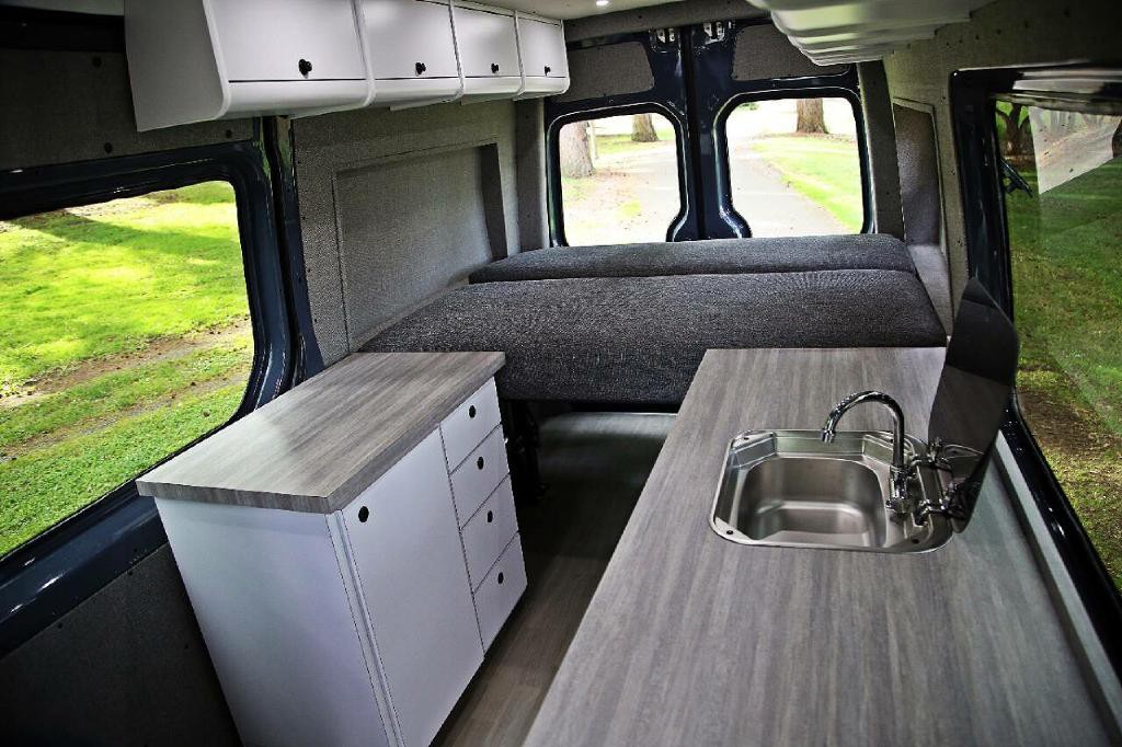 2018 Mercedes-Benz Sprinter Image 24