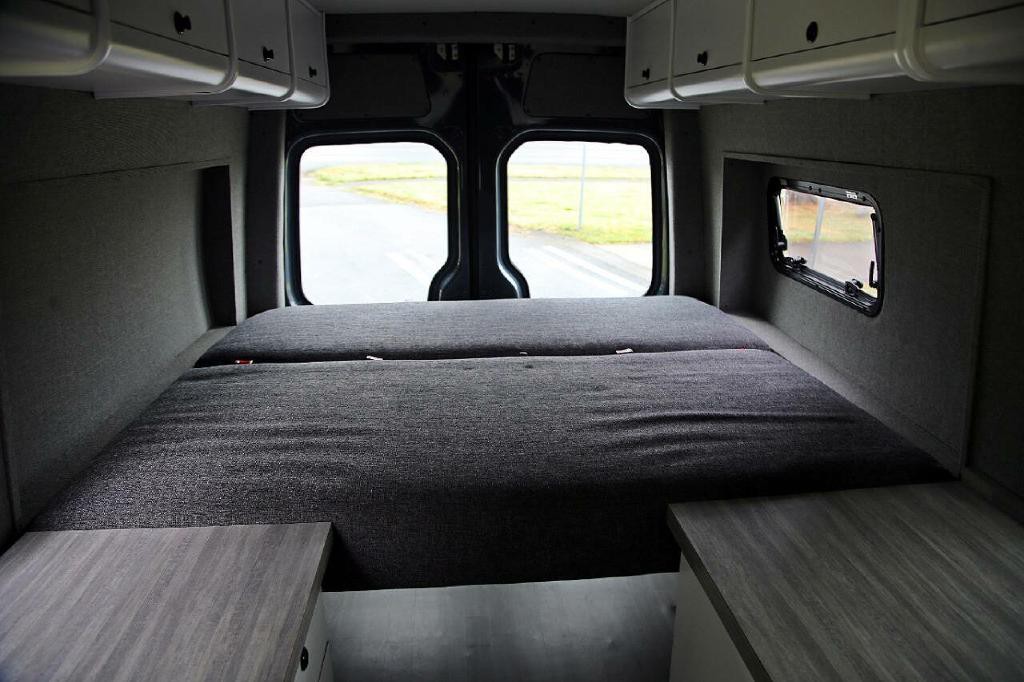 2018 Mercedes-Benz Sprinter Image 26