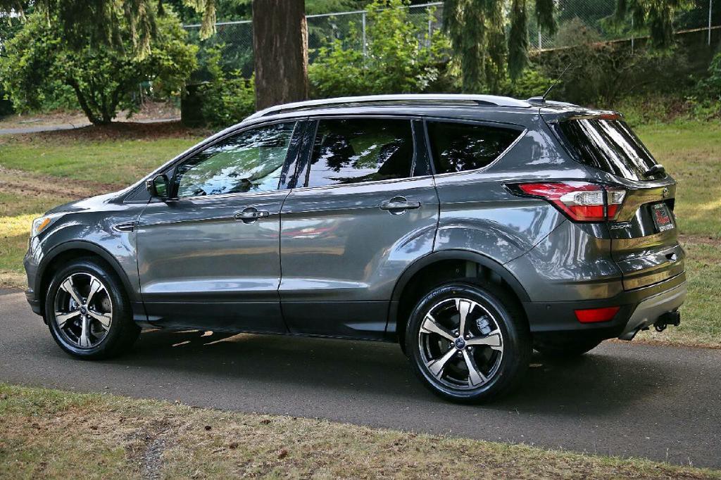 2017 Ford Escape Image 3