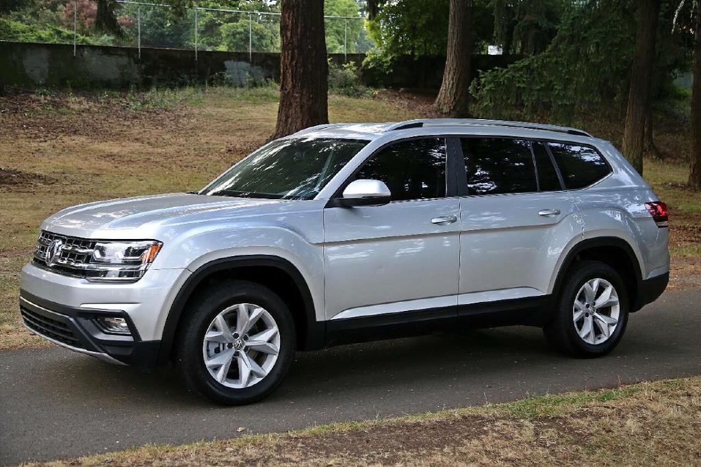 2018 Volkswagen Atlas Image 2