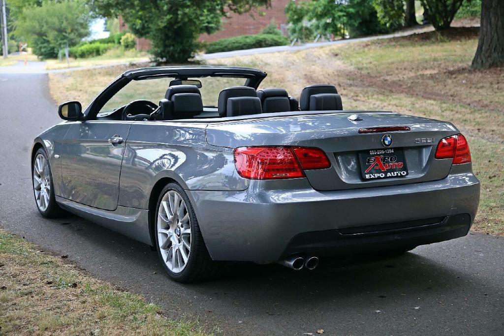 2013 BMW 3 Series Image 5