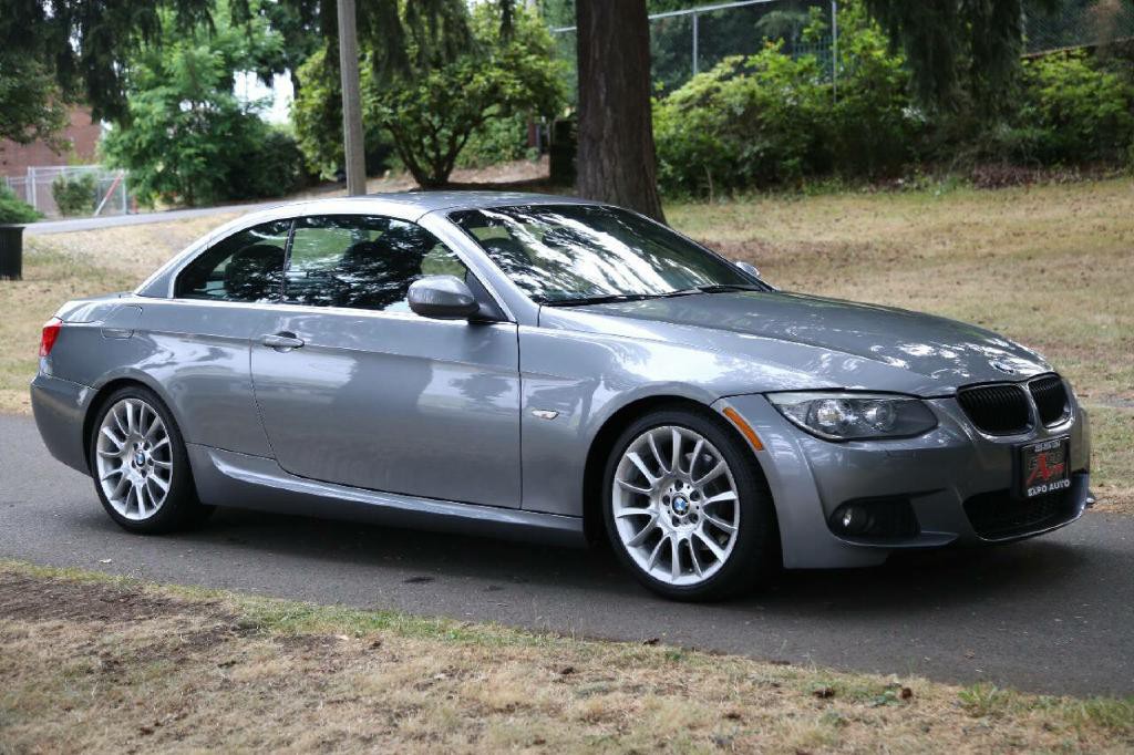 2013 BMW 3 Series Image 18