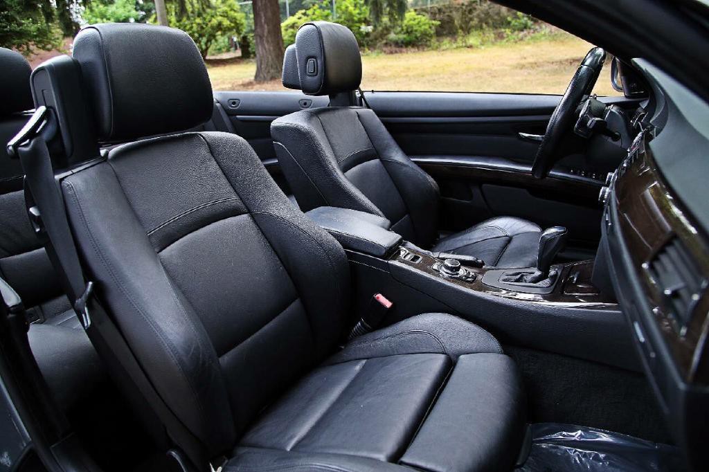 2013 BMW 3 Series Image 21