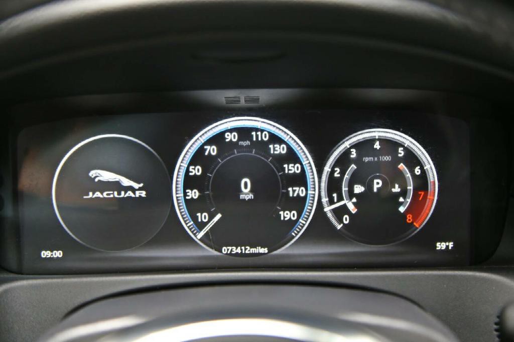 2017 Jaguar XF Image 26