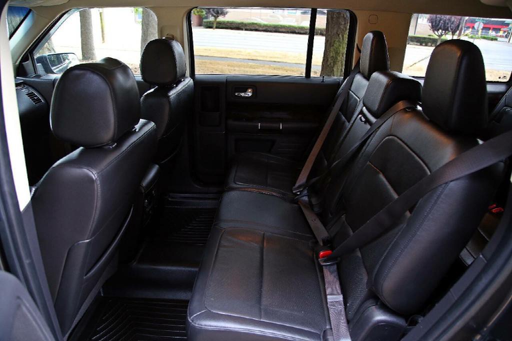 2018 Ford Flex Image 16