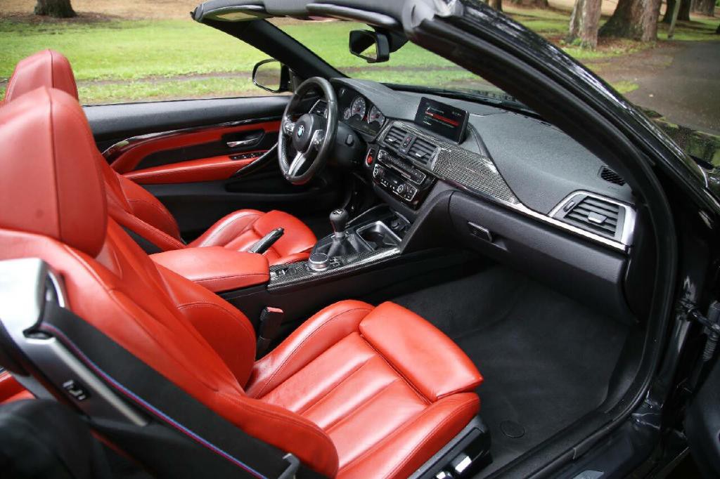 2018 BMW M4 Image 16