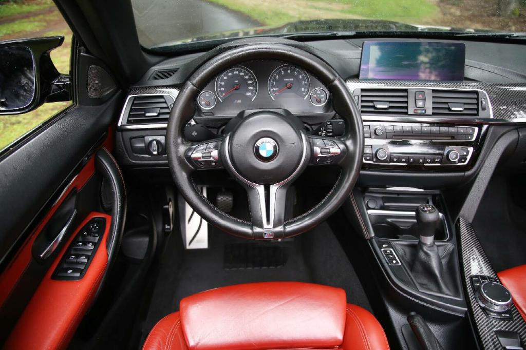 2018 BMW M4 Image 19