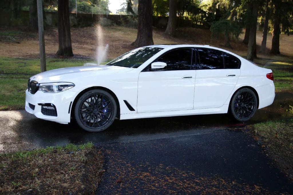 2018 BMW 5 Series Image 3