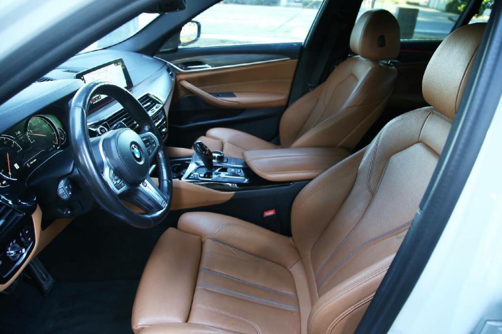 2018 BMW 5 Series Image 14