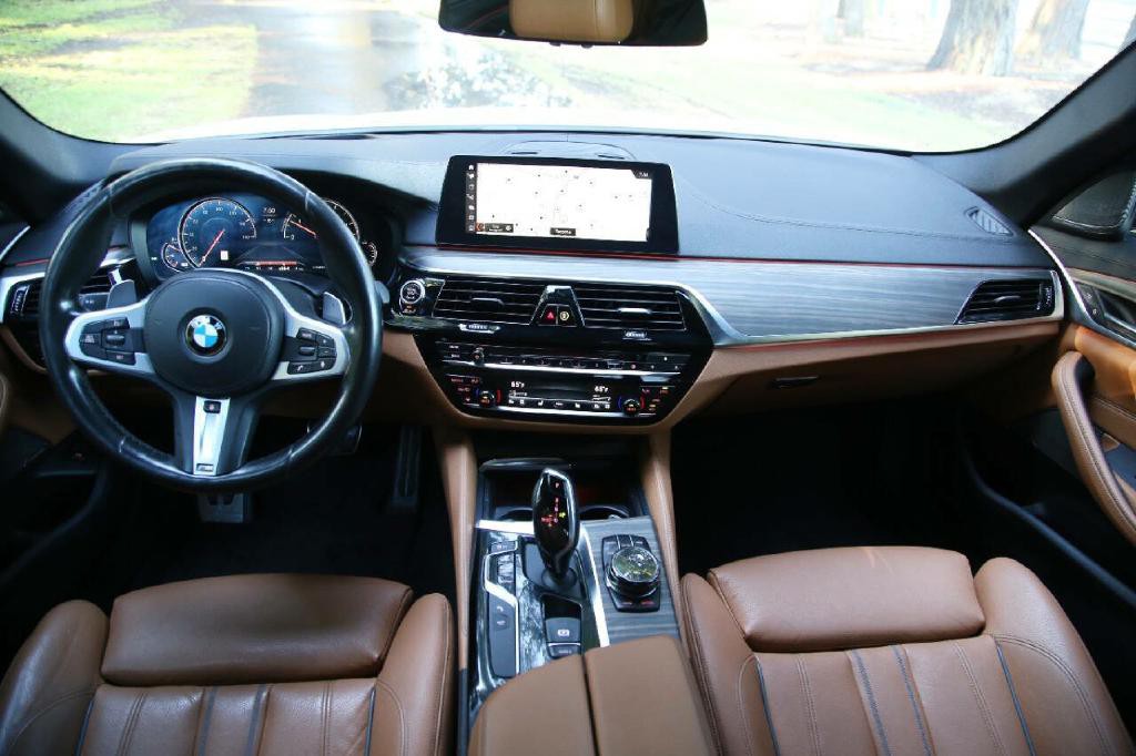 2018 BMW 5 Series Image 20