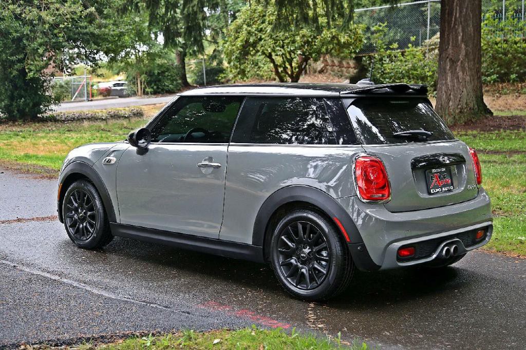 2018 MINI Cooper Image 4