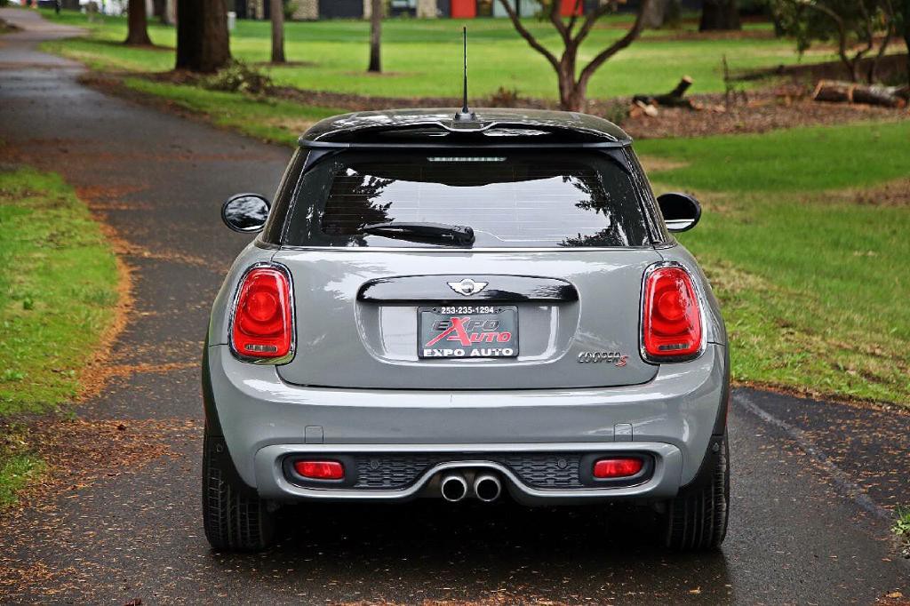 2018 MINI Cooper Image 6