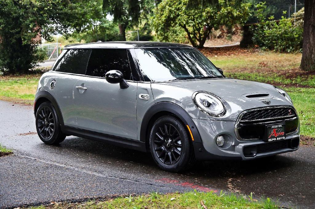 2018 MINI Cooper Image 9