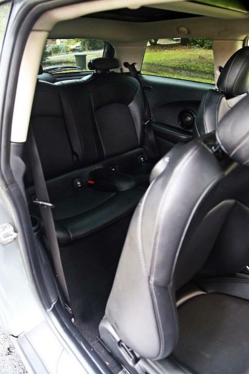 2018 MINI Cooper Image 13