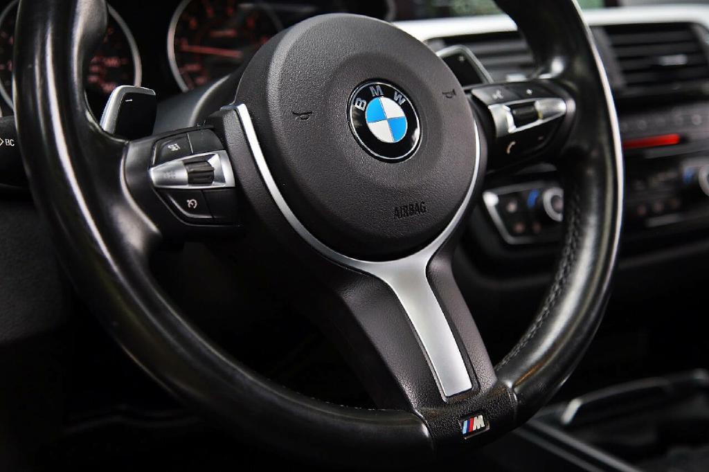 2017 BMW 4 Series Image 21