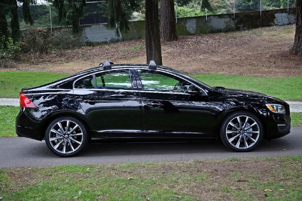 2015 Volvo S60 Image 9