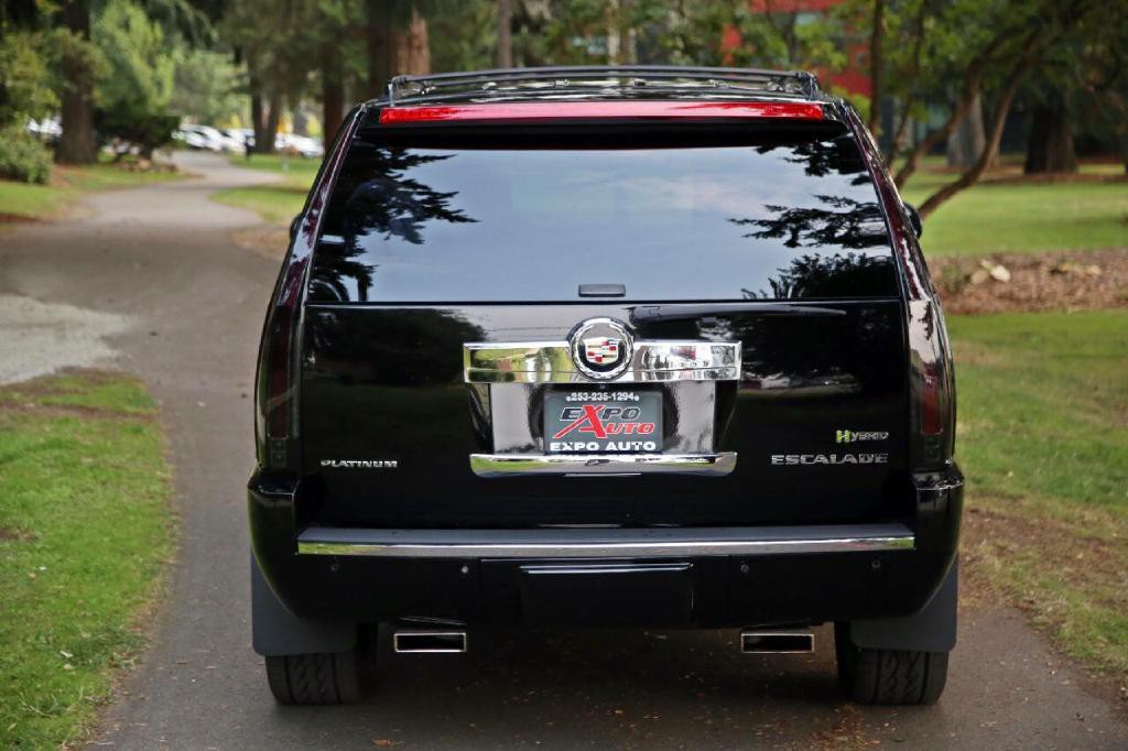 2013 Cadillac Escalade Image 8