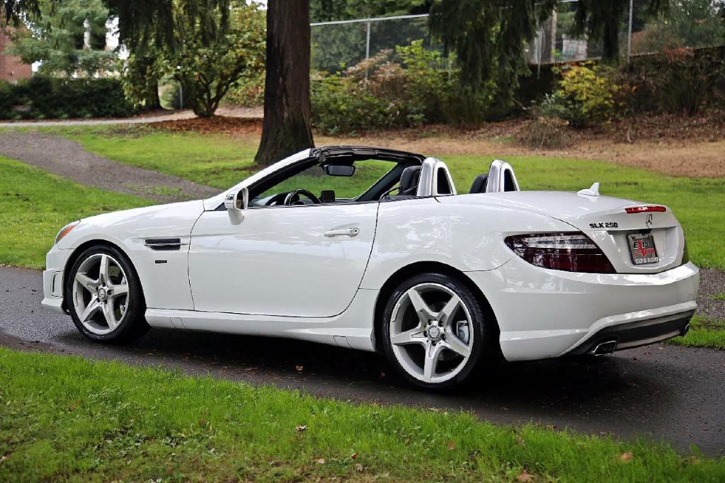 2014 Mercedes-Benz SLK-Class Image 4