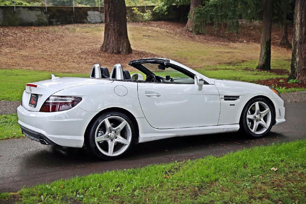 2014 Mercedes-Benz SLK-Class Image 8