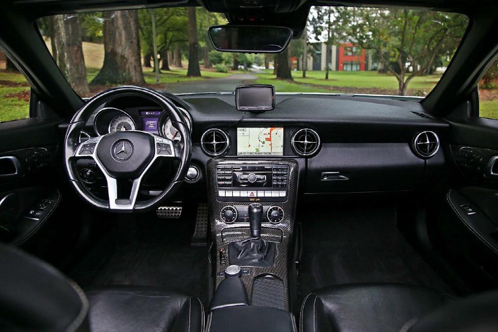 2014 Mercedes-Benz SLK-Class Image 18