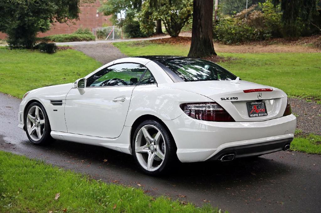 2014 Mercedes-Benz SLK-Class Image 29