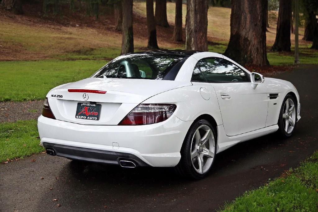 2014 Mercedes-Benz SLK-Class Image 30