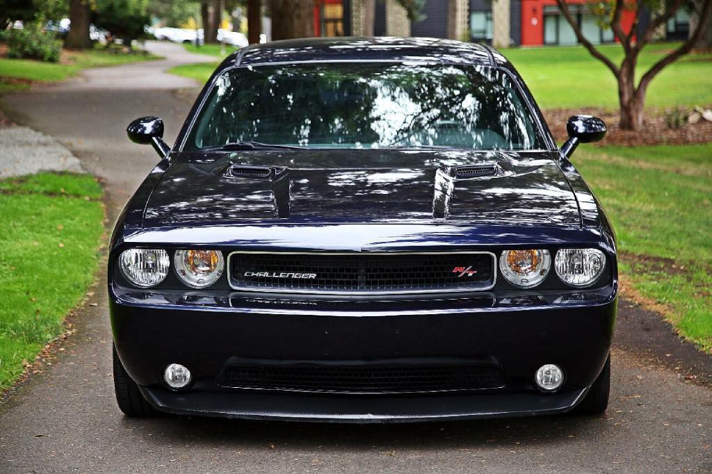 2012 Dodge Challenger Image 12