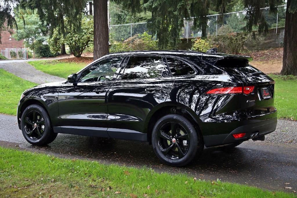 2019 Jaguar F-PACE Image 4