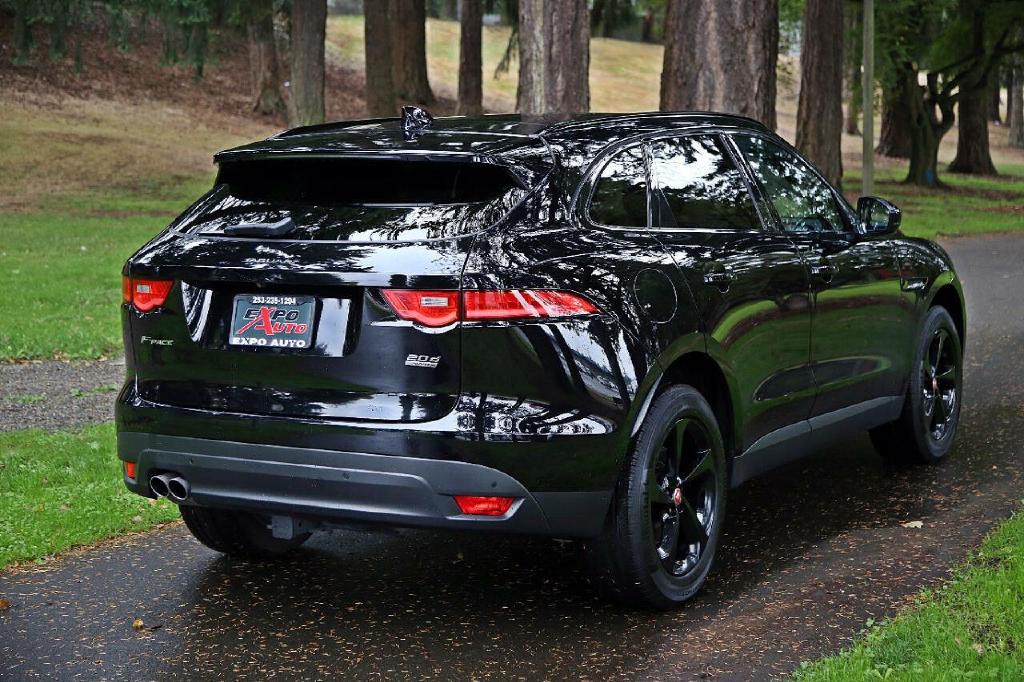 2019 Jaguar F-PACE Image 7
