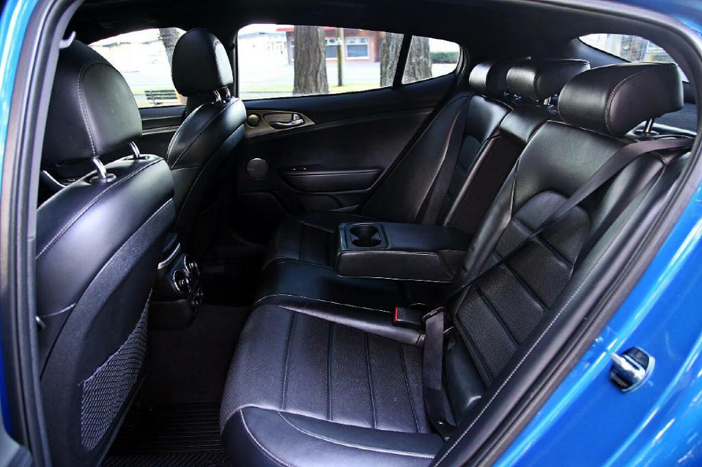 2019 Kia Stinger Image 15