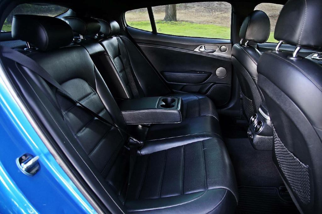 2019 Kia Stinger Image 16