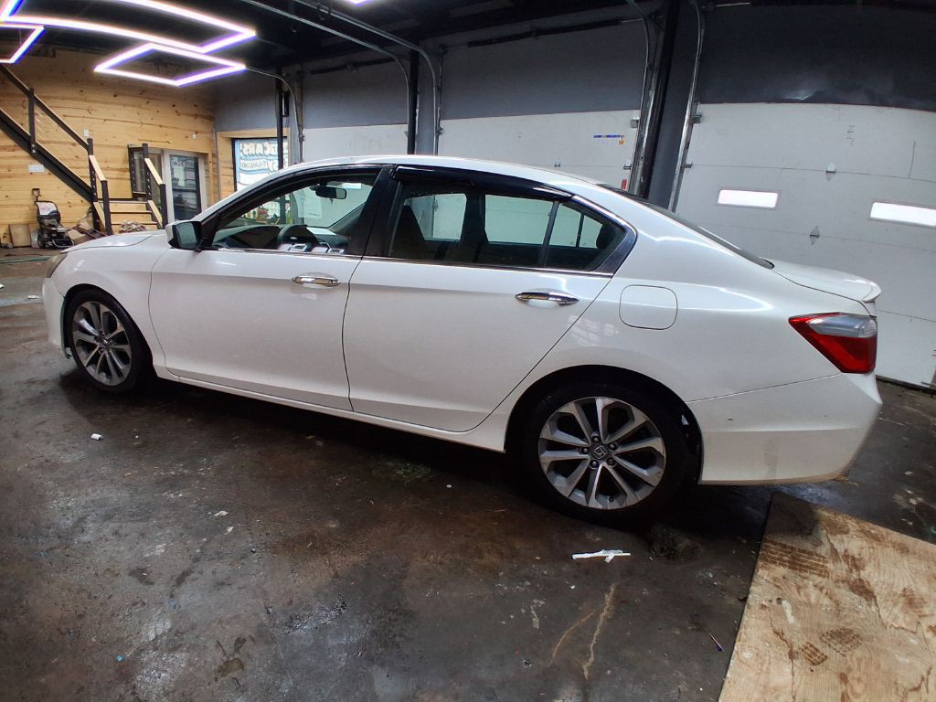 2015 Honda Accord Image 20