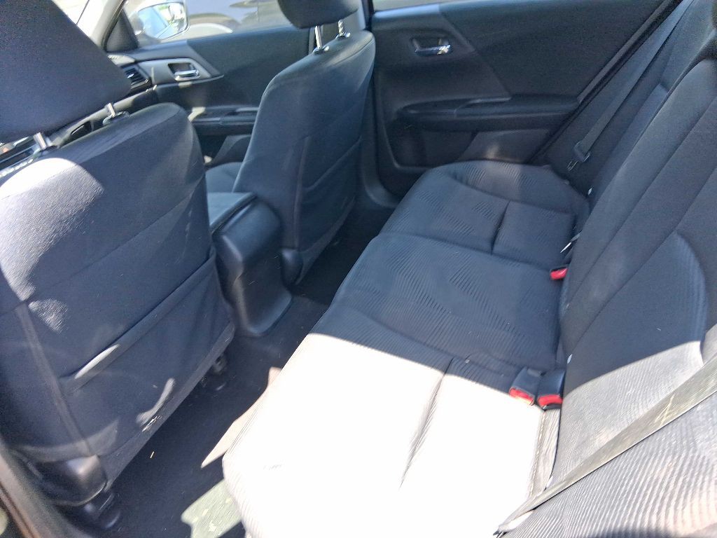 2015 Honda Accord Image 11