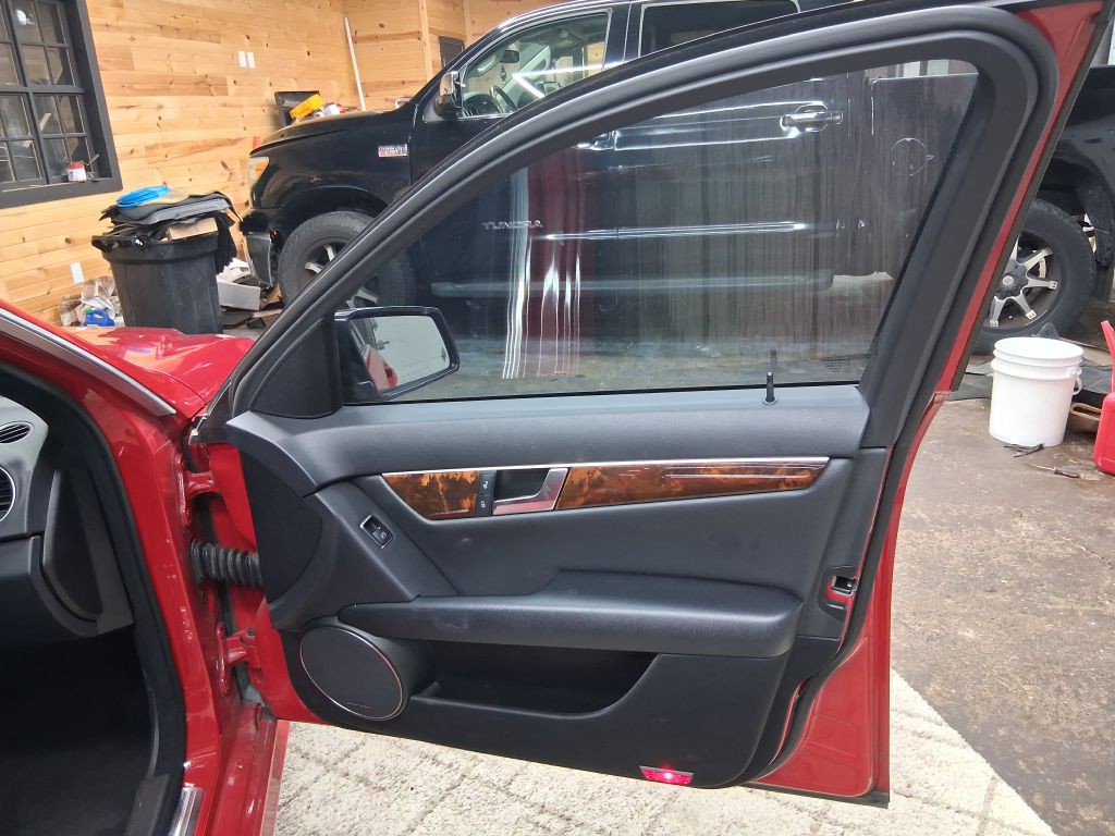 2012 Mercedes-Benz C-Class Image 12