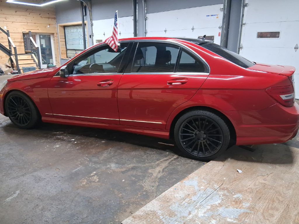 2012 Mercedes-Benz C-Class Image 14