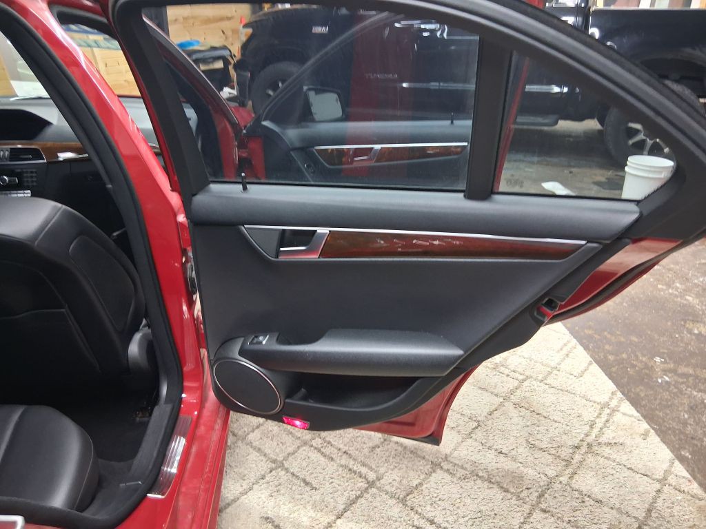 2012 Mercedes-Benz C-Class Image 21