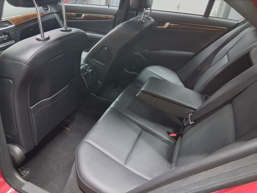 2012 Mercedes-Benz C-Class Image 22
