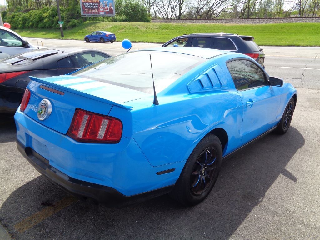 2012 Ford Mustang Image 4