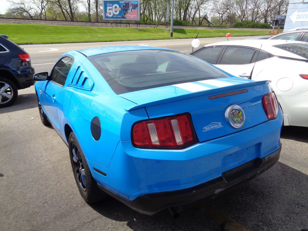 2012 Ford Mustang Image 5