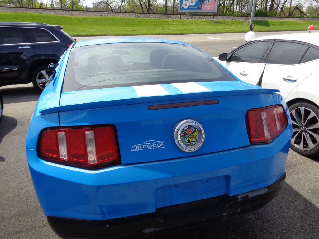 2012 Ford Mustang Image 6