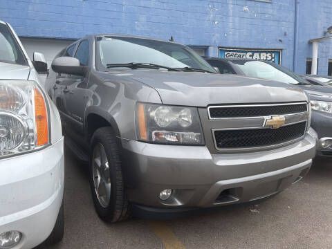 2008 Chevrolet Suburban Image 2
