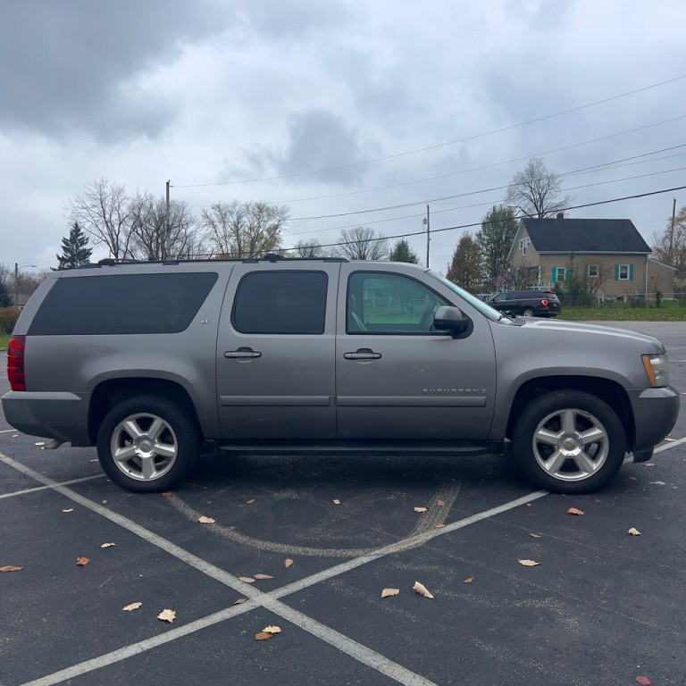 2008 Chevrolet Suburban Image 6